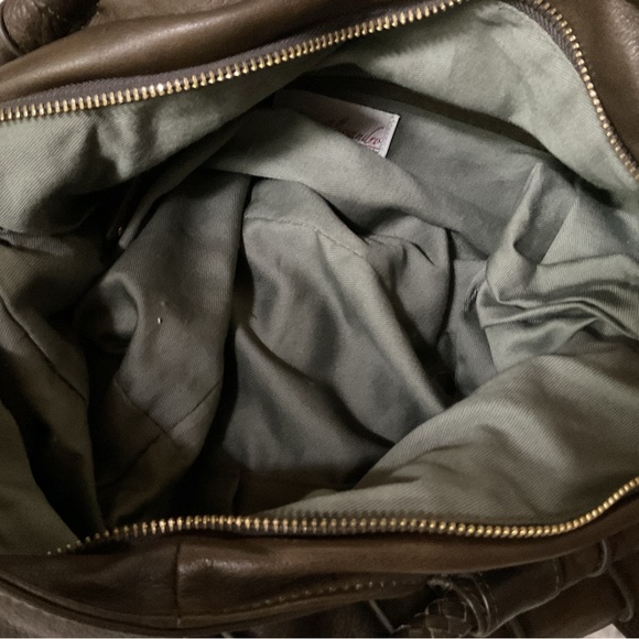 Pietro Allesandro leather crossbody or shoulder bag - Picture 6 of 8